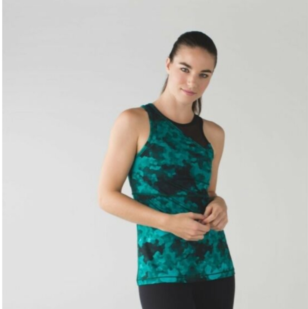 Lululemon Cold Shoulder Pixelated Green